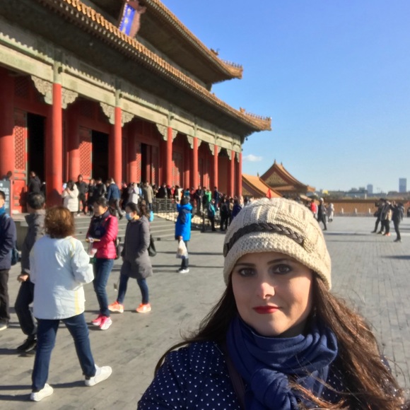 Meet your Posher, Lana - Picture 3 of 3